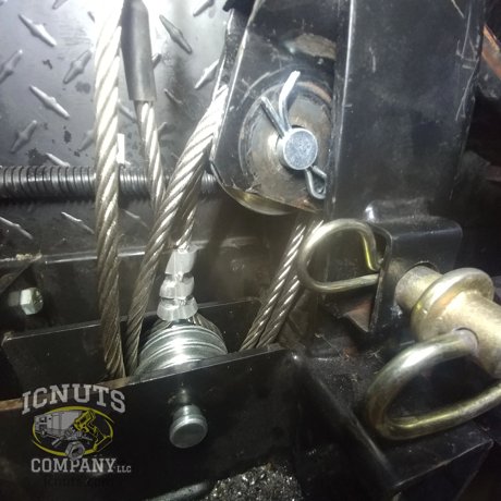 Fish house cable loop and pulley installation